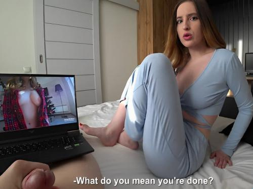 Terwijl ze naast mijn stiefzus lag en een seksvideo afspeelde, hielp ze me...